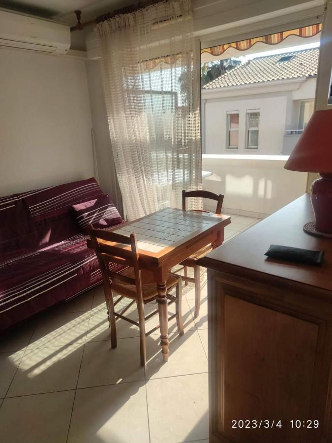 T2 Clim Avec Terrasse Et Place De Parking Privative Balaruc-les-Bains Bagian luar foto