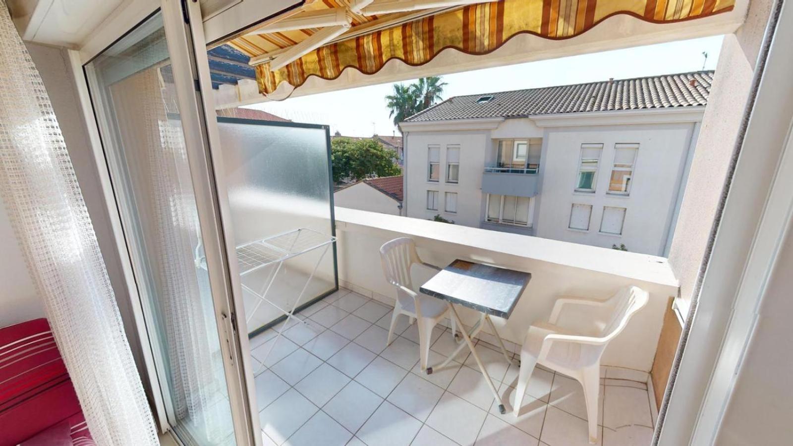 T2 Clim Avec Terrasse Et Place De Parking Privative Balaruc-les-Bains Bagian luar foto